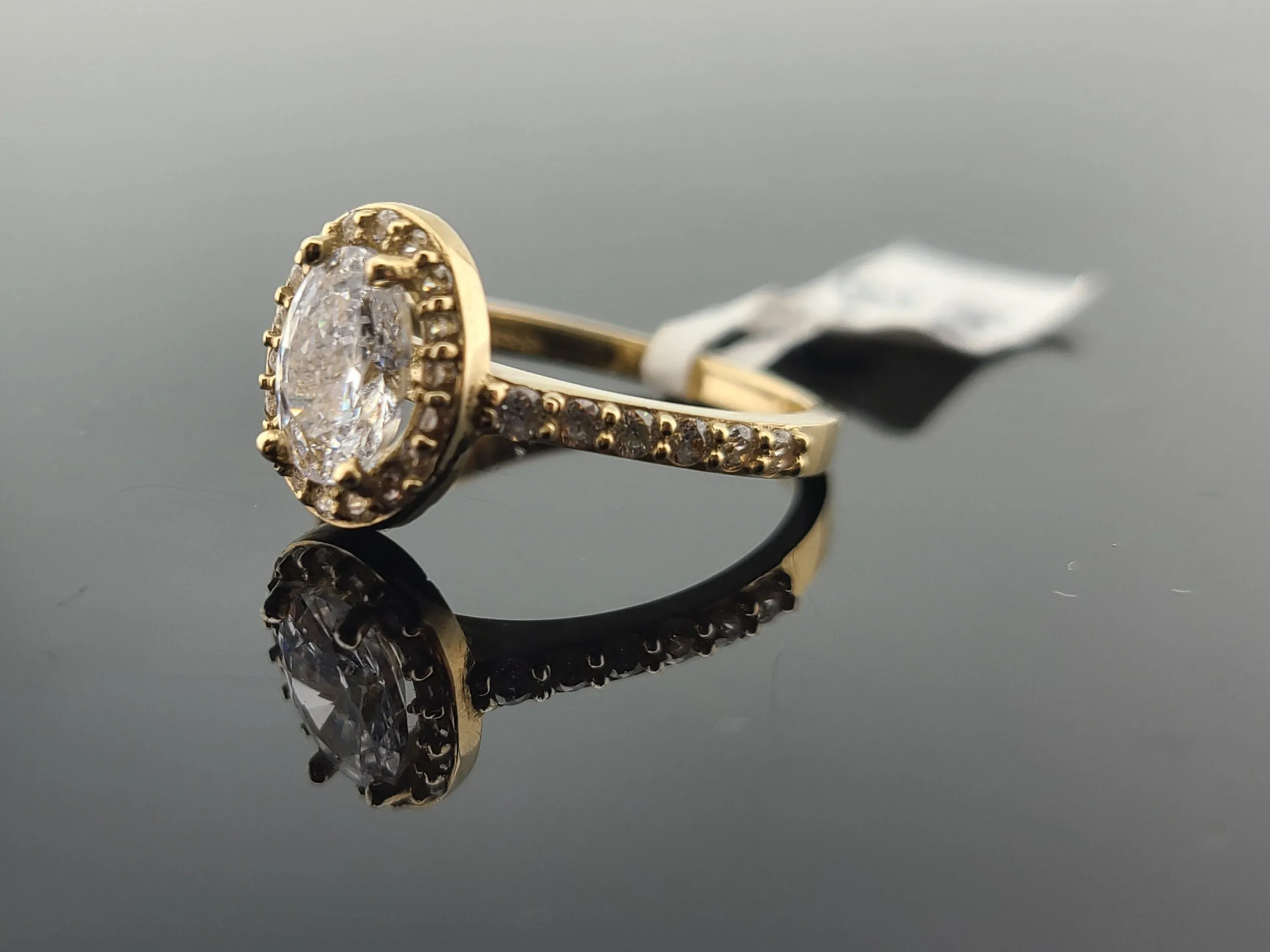 10K Solid Gold Designer Zircon Ring R8161