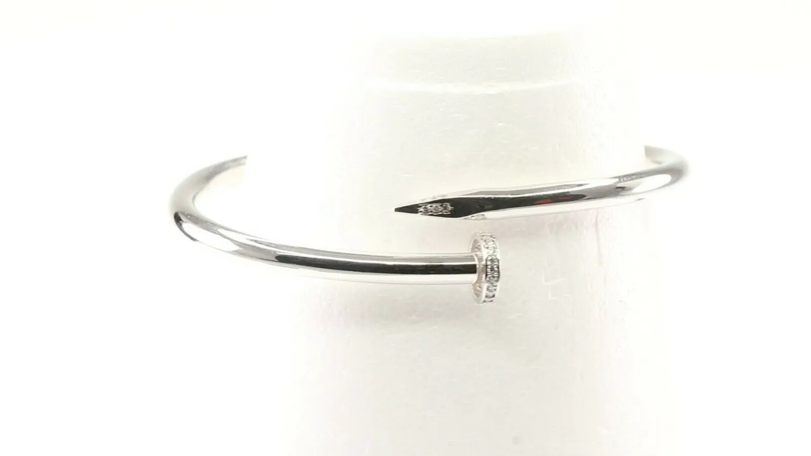 18k Bracelet Solid Gold Simple Charm Long Nail Design Size 2.8 inch B1075