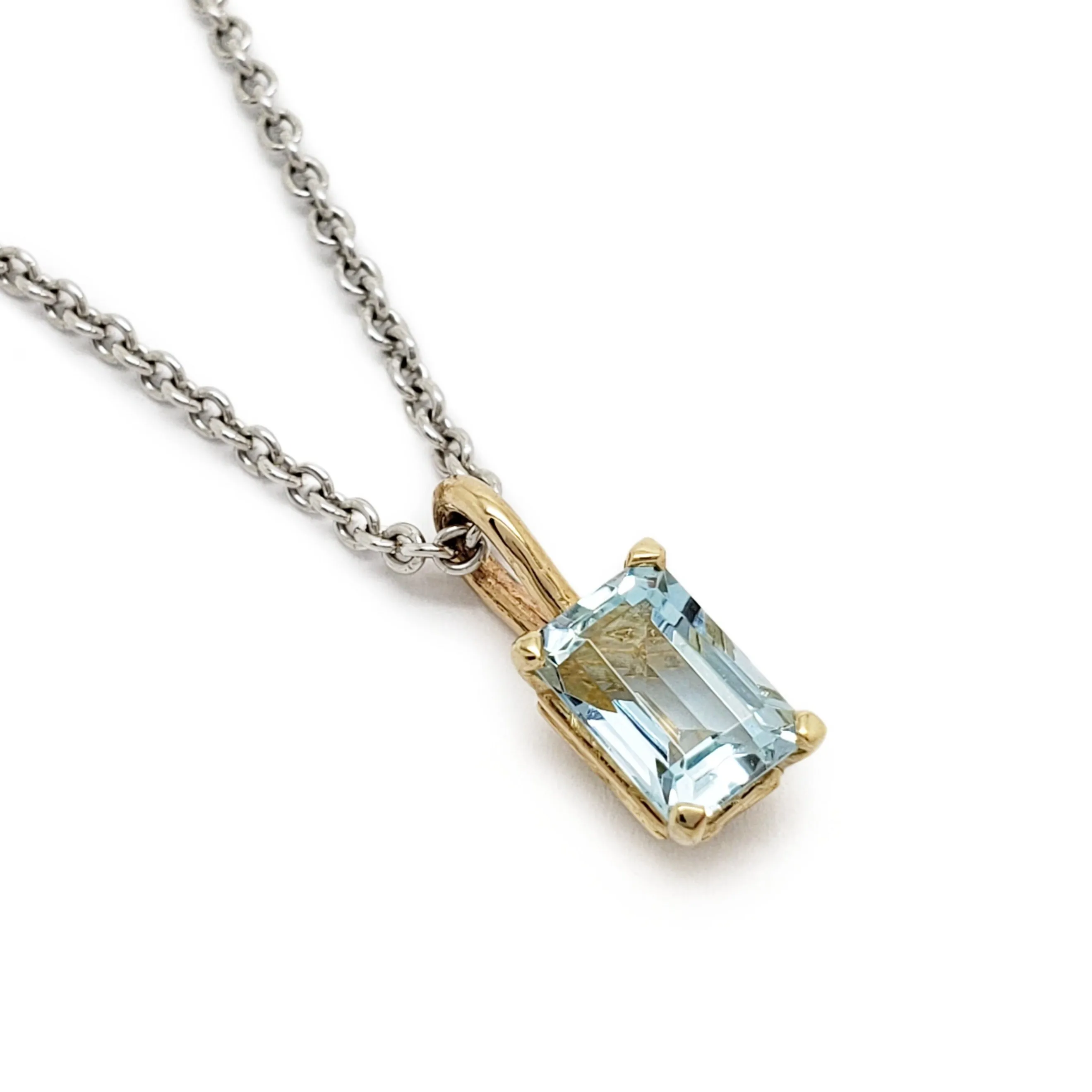 Aquamarine Pendant