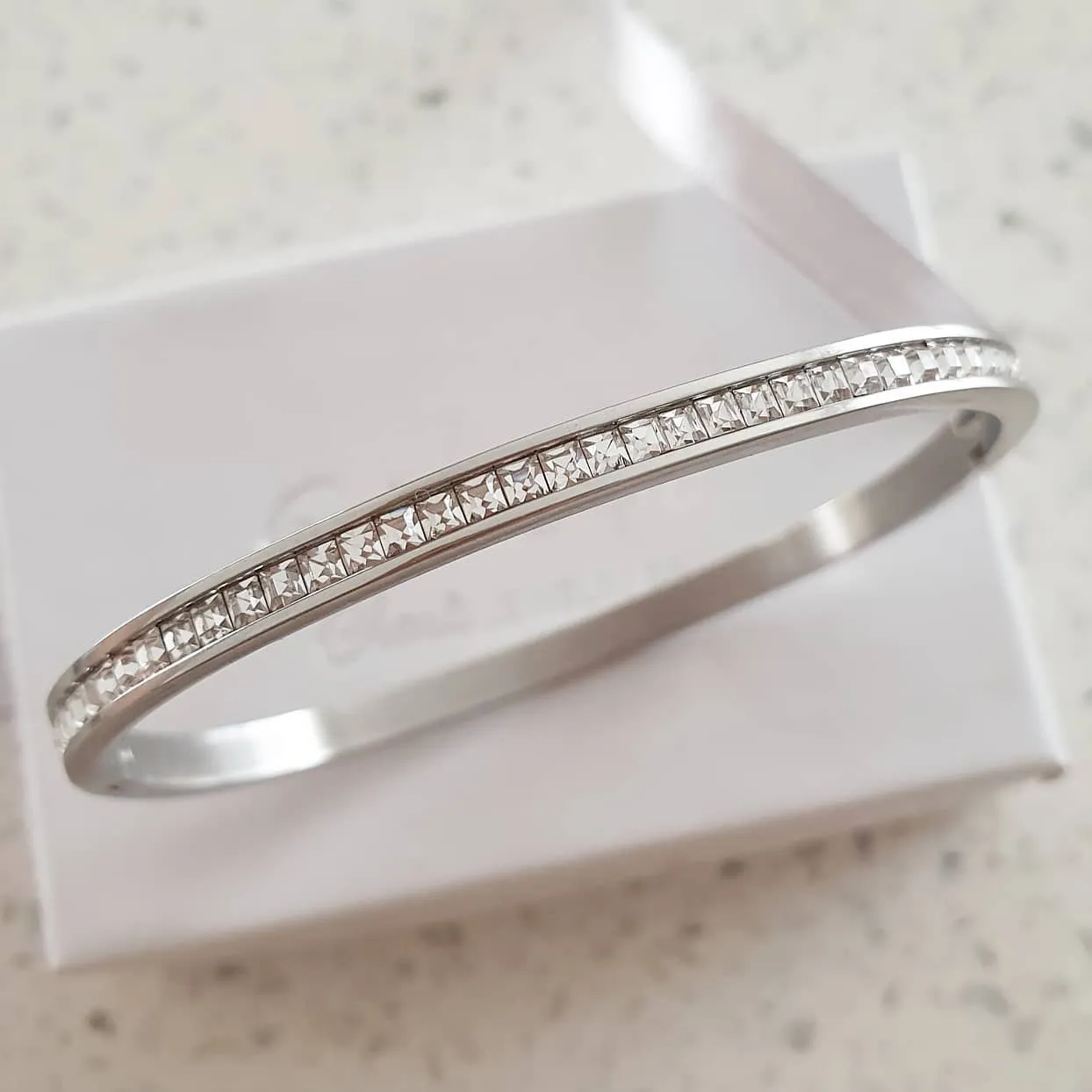 CAILIN CZ bangle, Stainless Steel Clip open hinge bangle, inside diameter 5.5cm