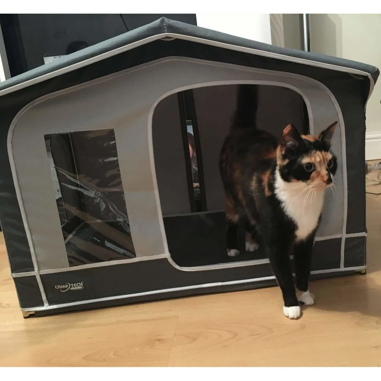 Camptech Pet House - Traditional Mini Awning for Cats & Dogs SL5006 (2022)