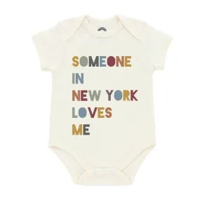 Emerson and Friends - Someone in NY Loves Me New York Baby Gifts Cotton Onesie: 6-12M