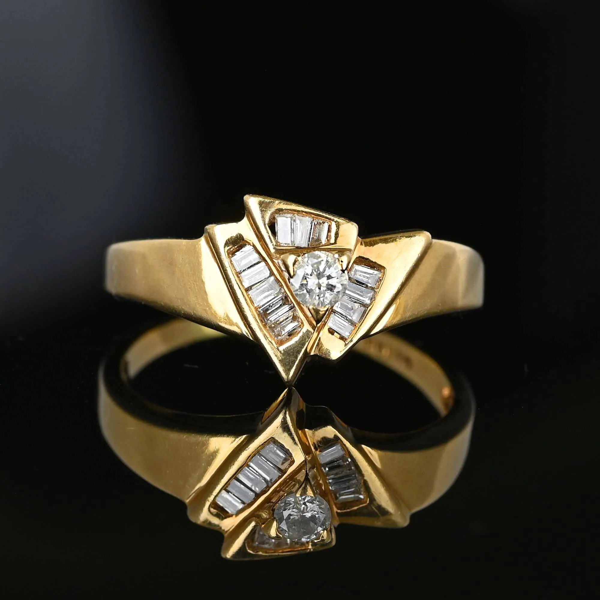 Gold Triangle Round & Baguette Diamond Ring