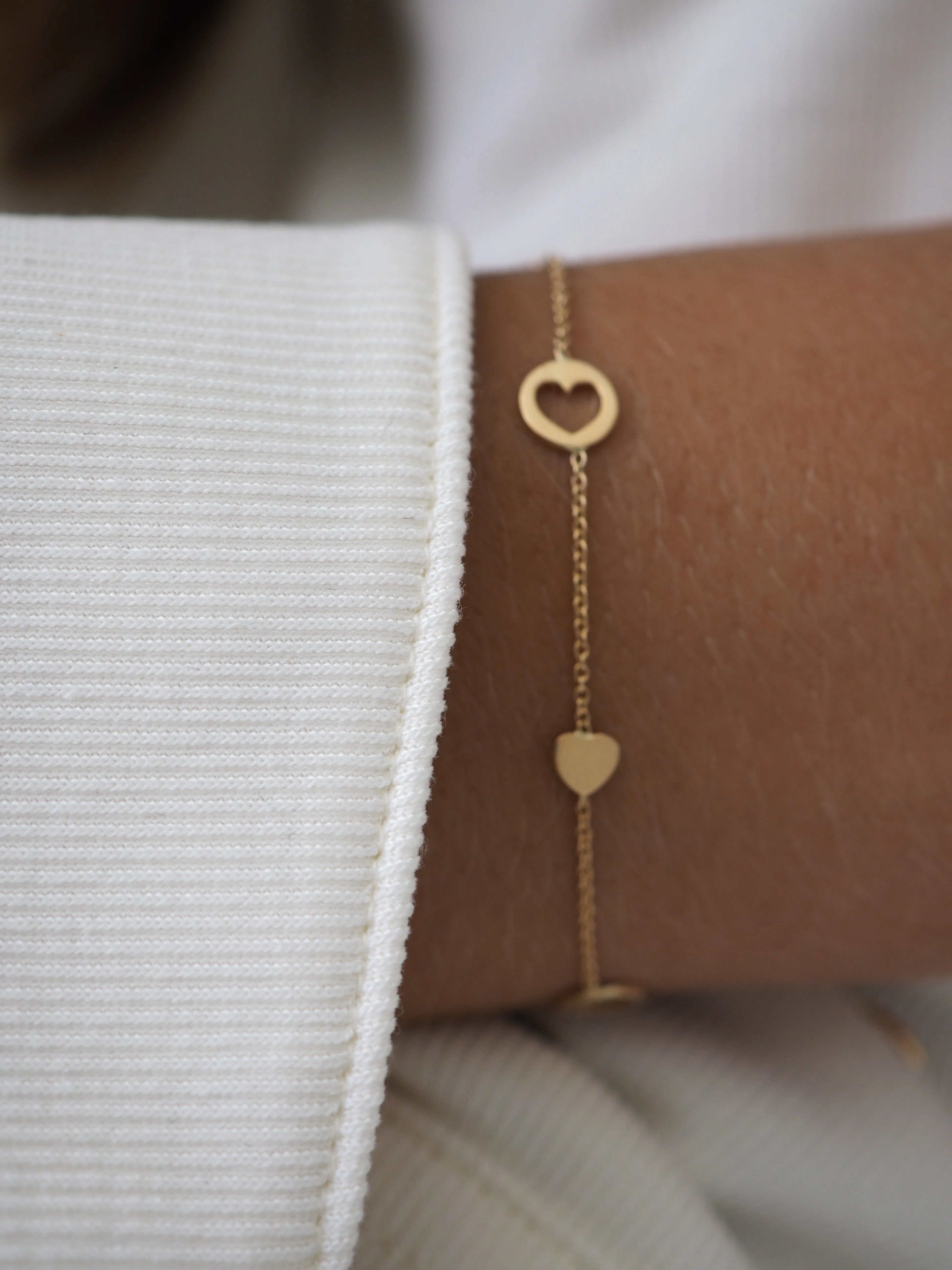 HALLIE  STATIONED HEART BRACELET