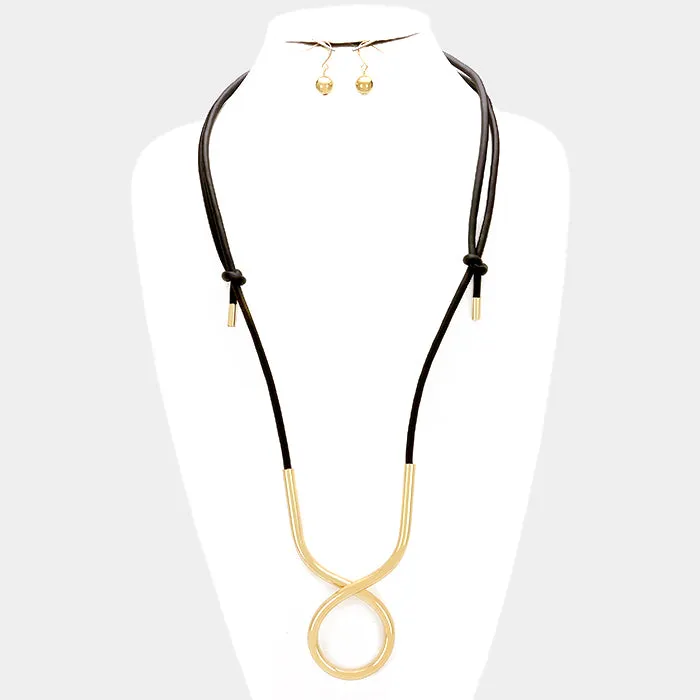 iLLASPARKZ Twisted metal hoop & faux leather necklace