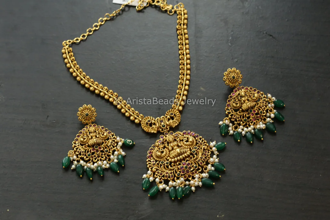 Kemp Temple Necklace Set