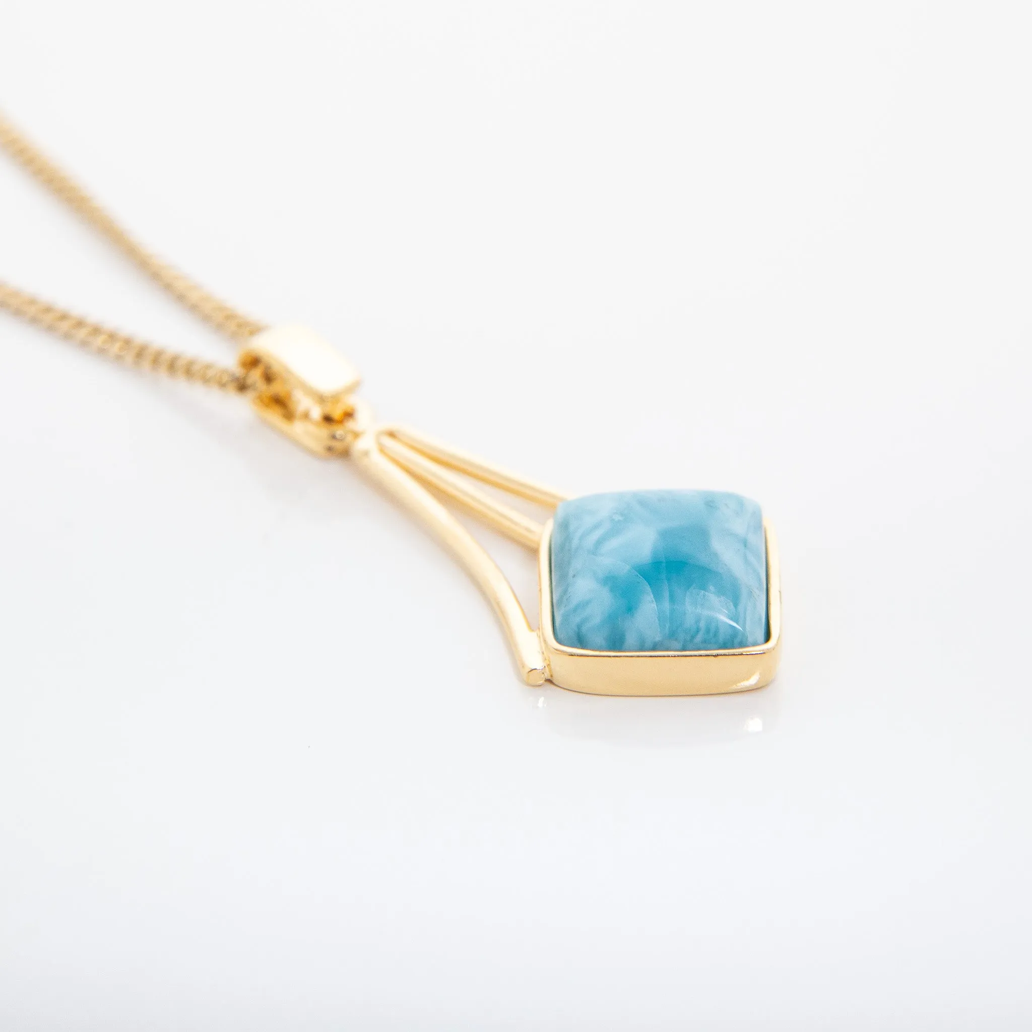 Larimar Pendant Vielka