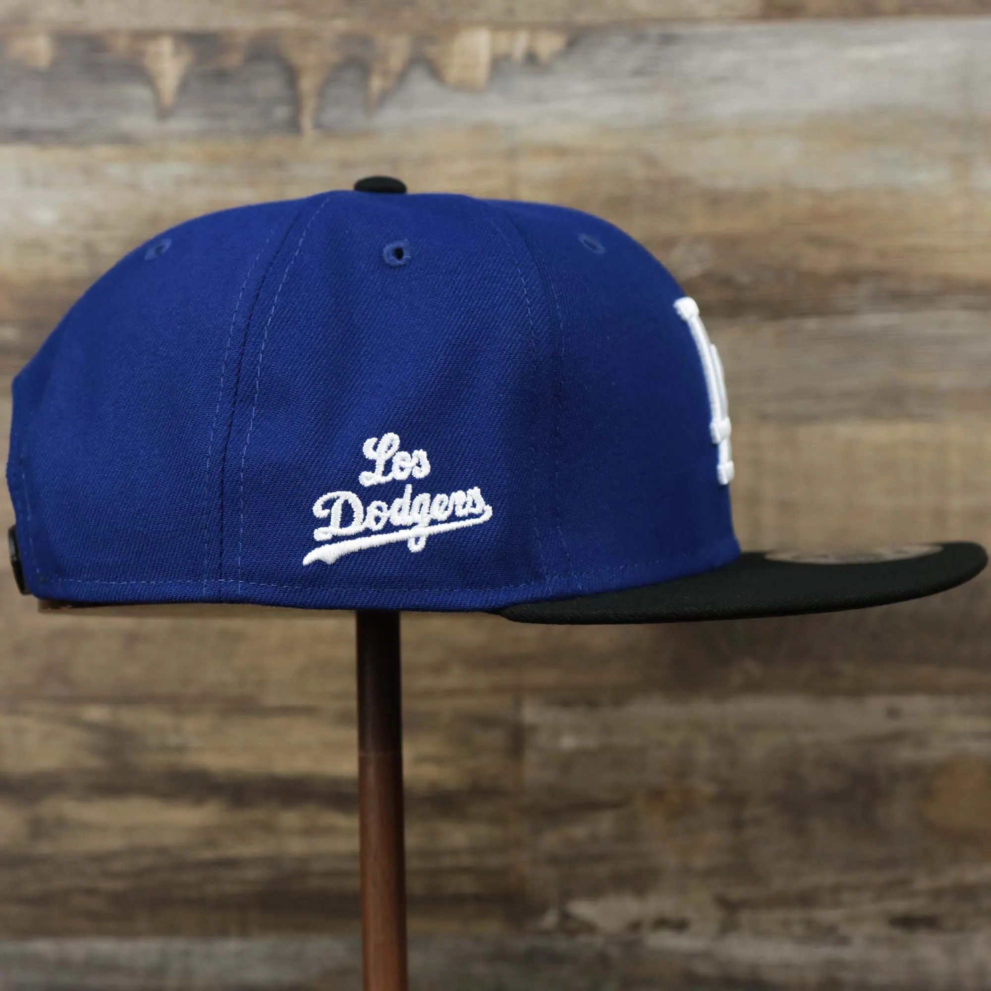 Los Angeles Dodgers 2022 City Connect Side Patch 9Fifty Snapback Cap | New Era Royal/Black