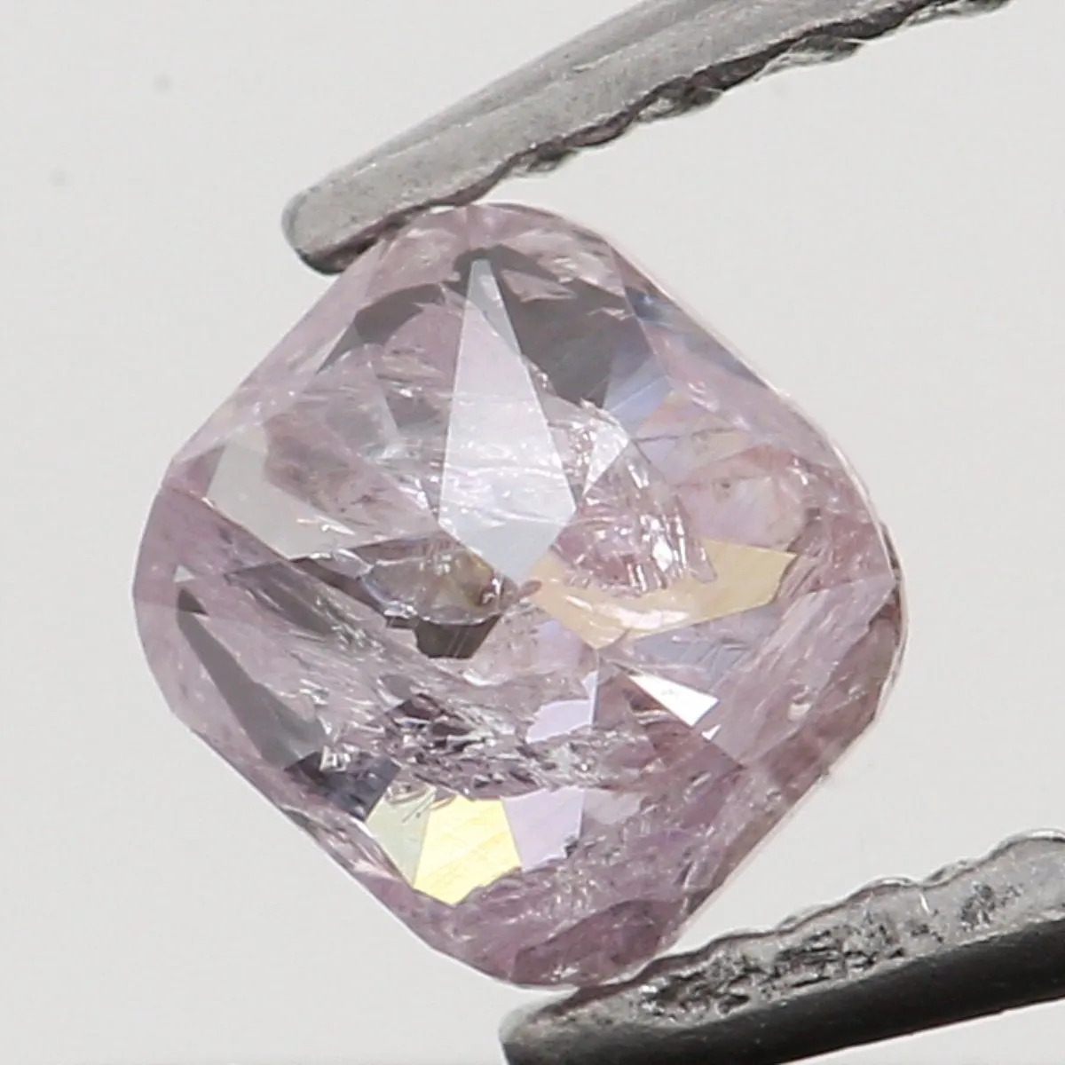 Natural Loose Diamond Cushion Pink Color I3 Clarity 3.00 MM 0.13 Ct KR1681