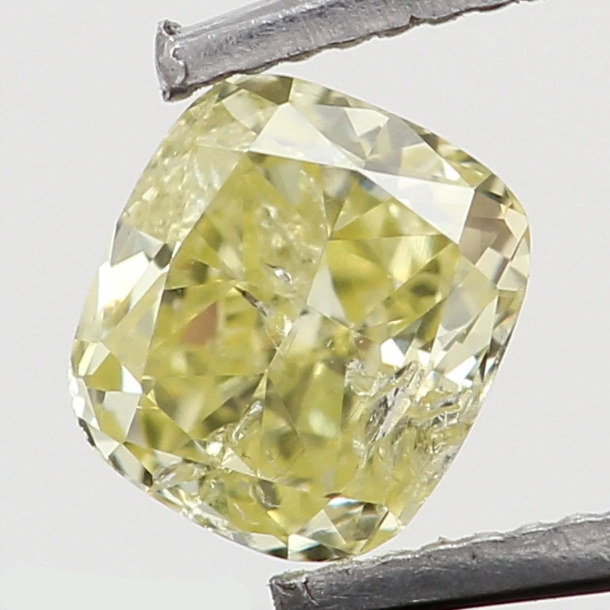 Natural Loose Diamond Cushion Yellow Color SI2 Clarity 3.30 MM 0.16 Ct KR1428