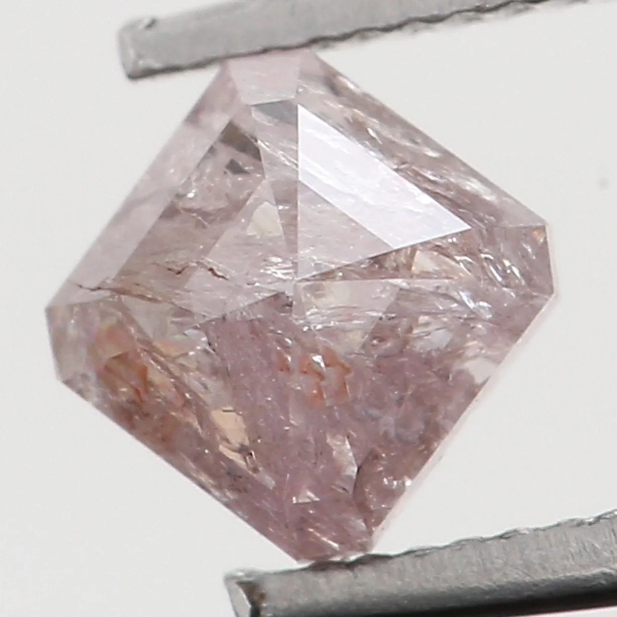 Natural Loose Diamond Radiant Pink Color I3 Clarity 2.90 MM 0.18 Ct L6160