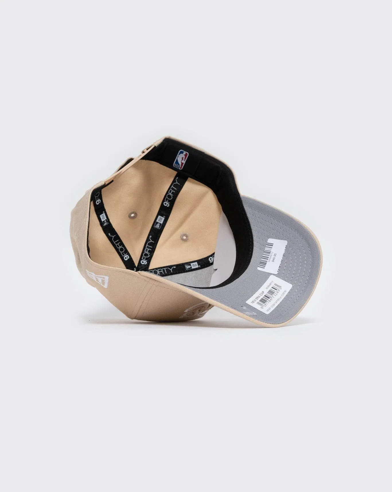 New era 940 aframe Los Angeles Lakers Oat Milk