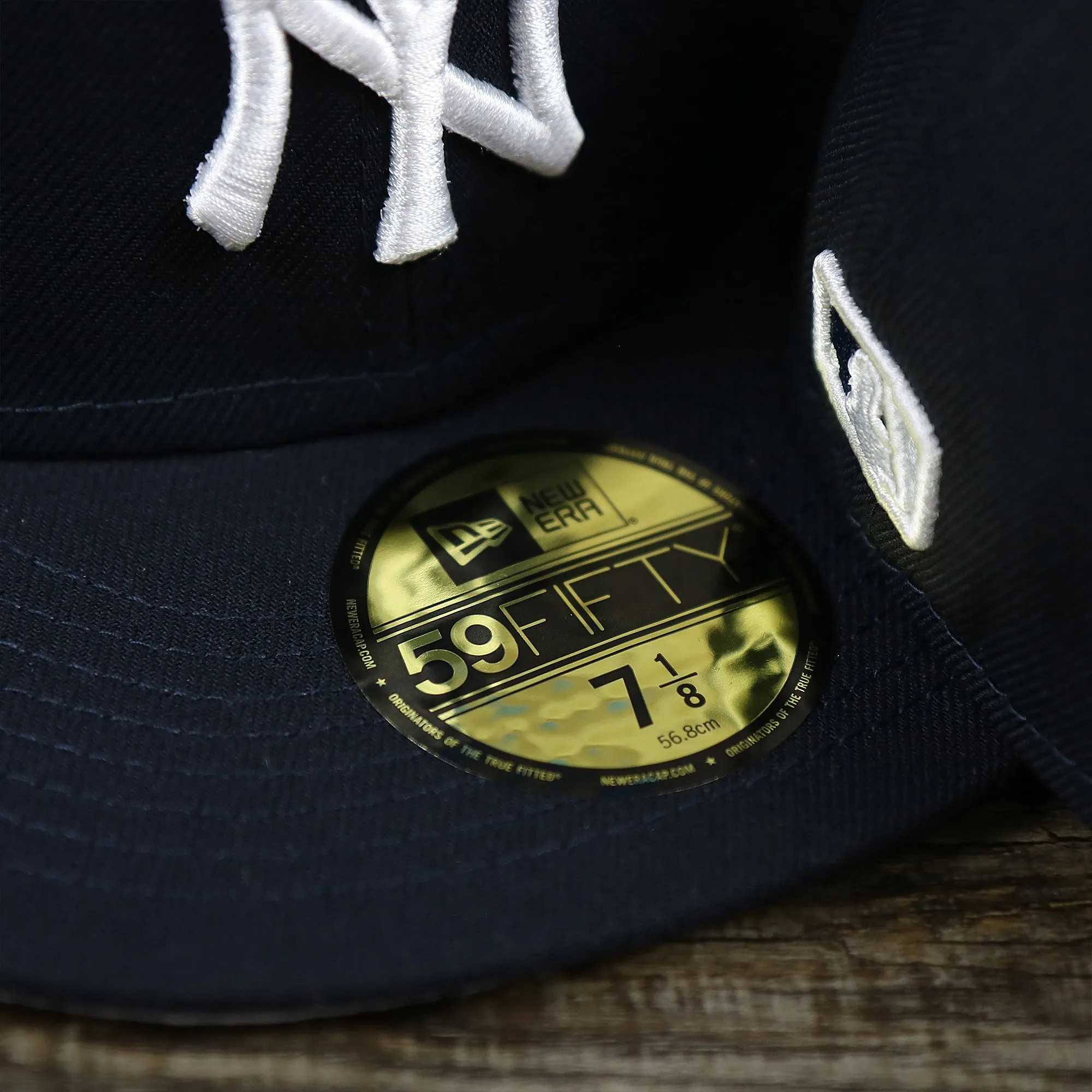 New York Yankees Lady Liberty Cloud Icon Side Patch Gray Bottom 59Fifty Fitted Cap | Navy Blue 59Fifty Cap