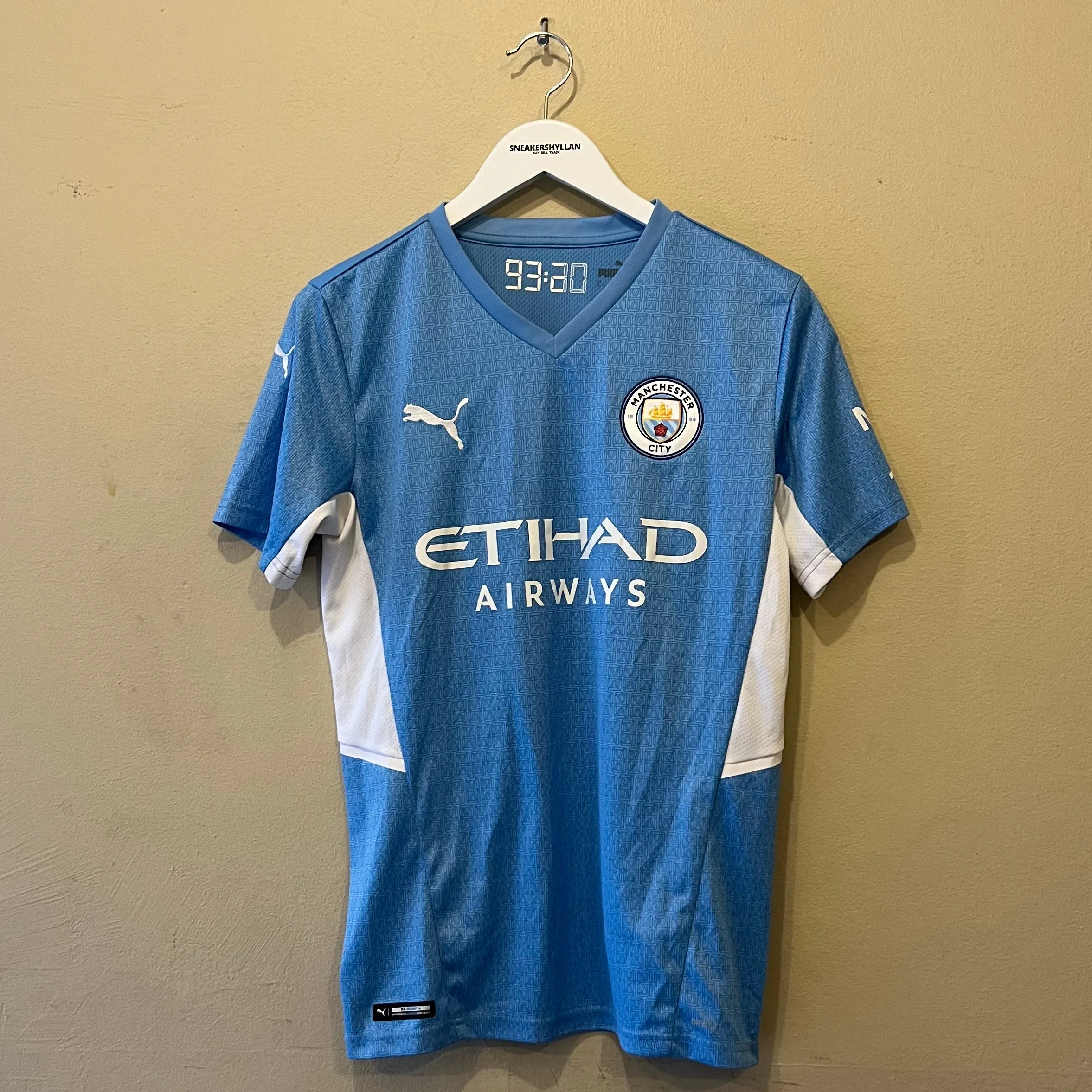 Puma Manchester City 2021/2022 Home Football Jersey