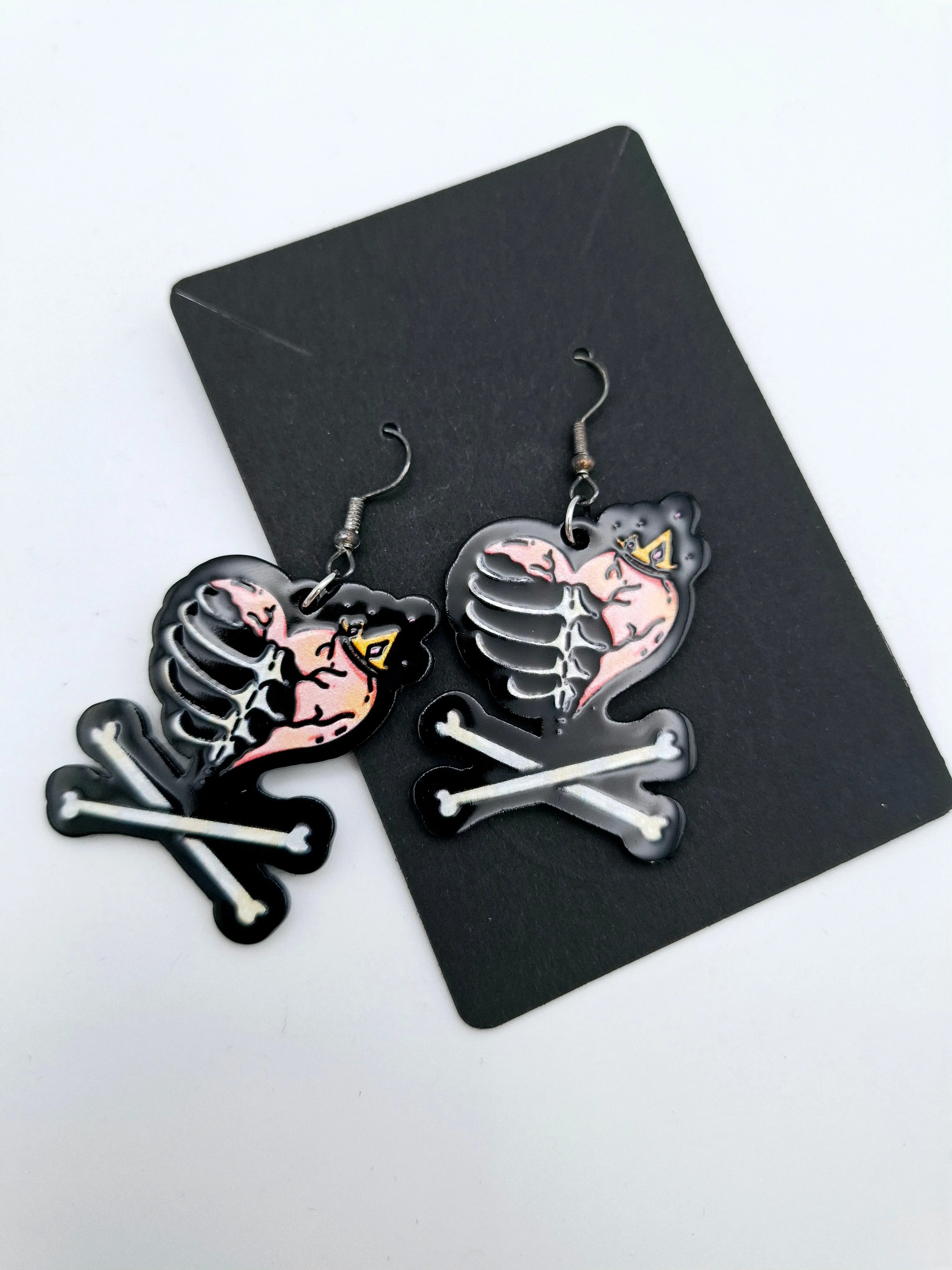 Rib Heart Earrings