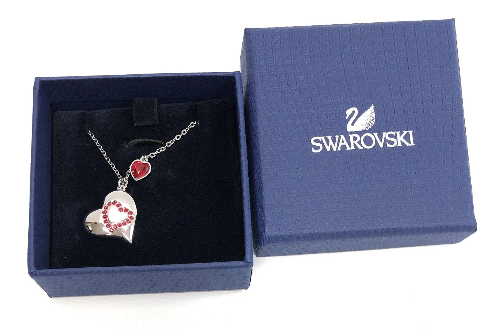 Swarovski Crystal HEART TRUTH 2012 Pendant Necklace #1125237