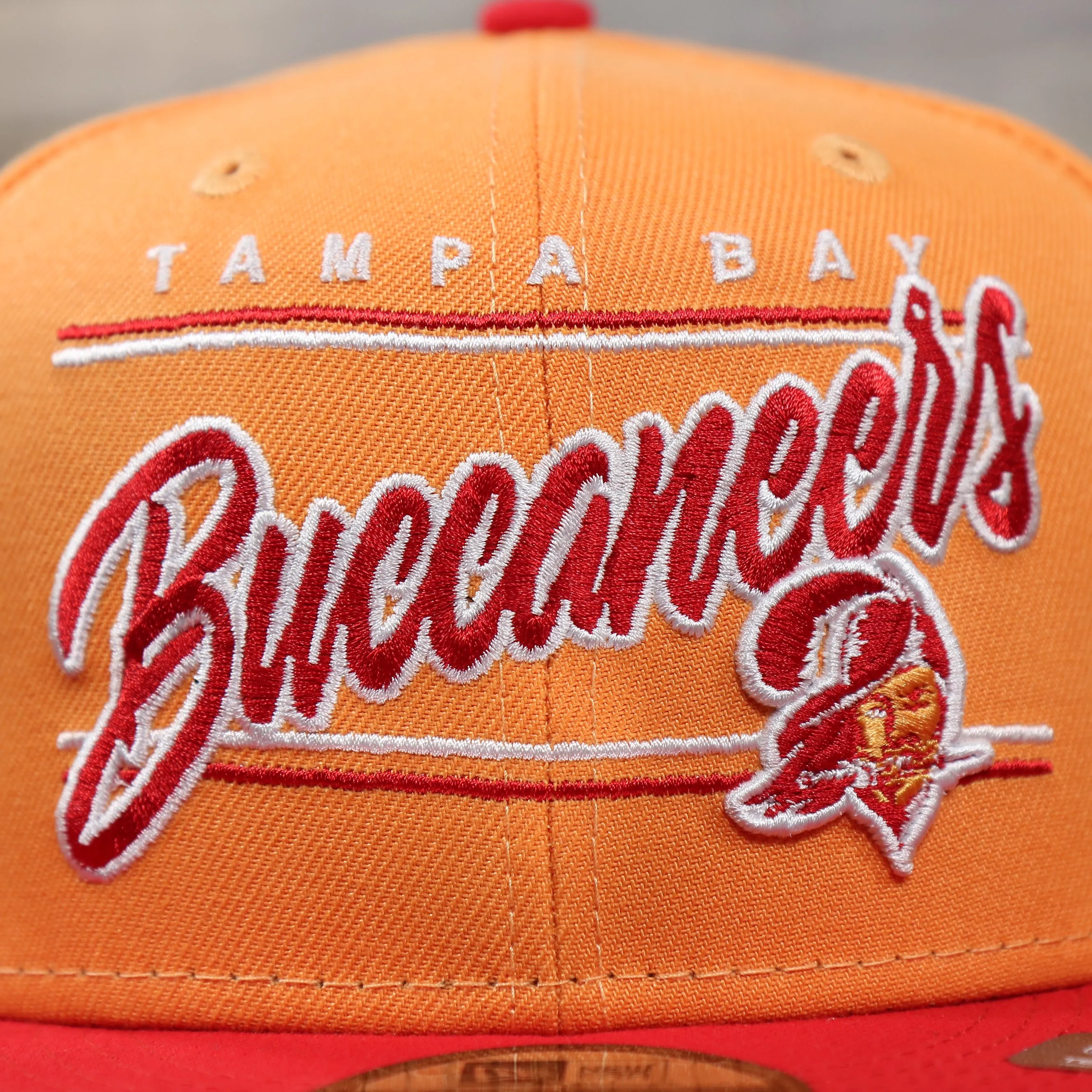 Tampa Bay Buccaneers Team Script College Bar Gray Bottom 9Fifty Snapback | Orange And Red Snap Cap