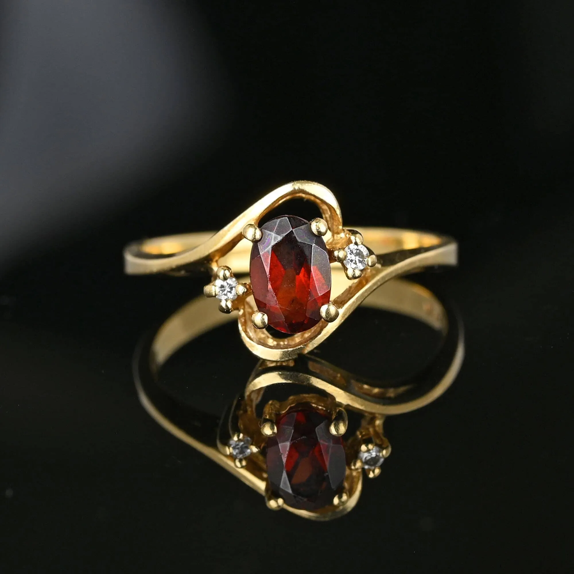 Vintage 10K Gold Bypass Diamond Garnet Ring